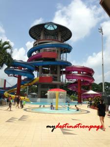 Jurong_East_Swimming_Complex_Water_Slides